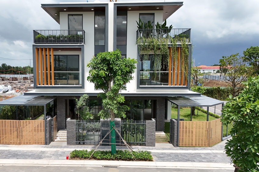 LA Home unveils mock-up house with green living standards